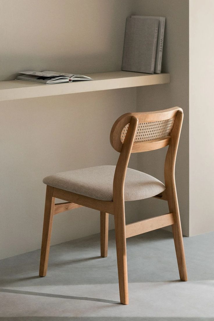 Chaise Alba