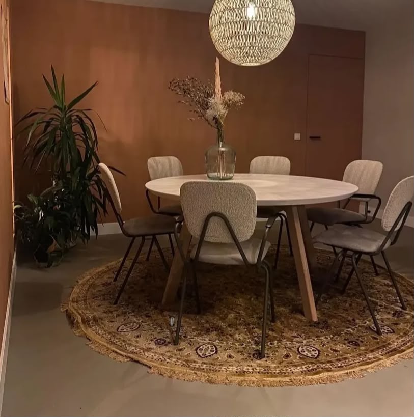 Table à manger Luna avec 6 chaises Bouclé