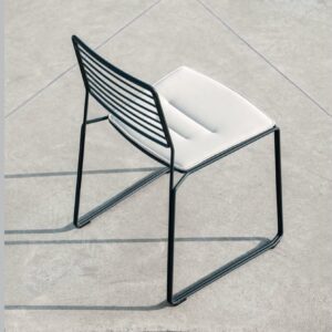 Chaise Design Élégance