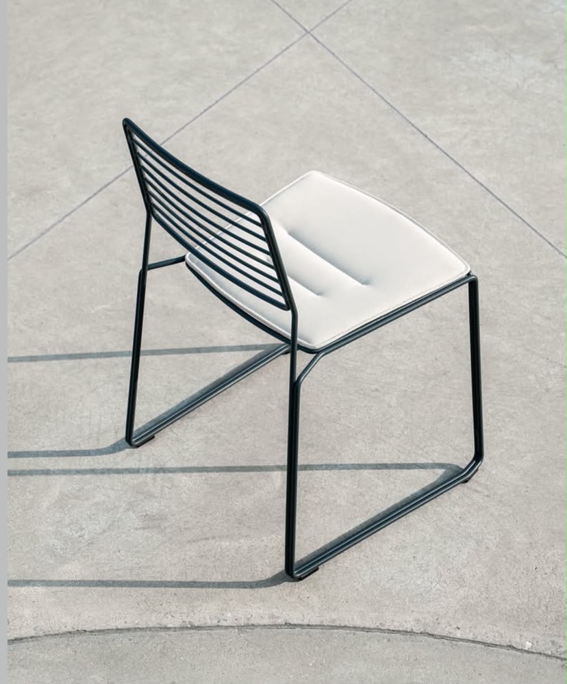 Chaise Design Élégance